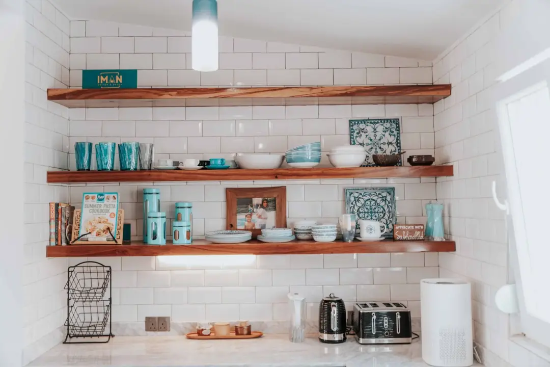 Shelving and Wall Hanging Arborfield Reading Basingstoke